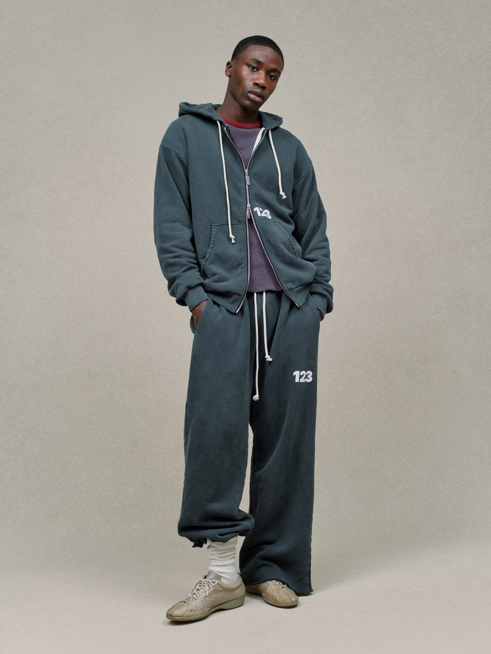USO 123 Pious Zip Hoodie