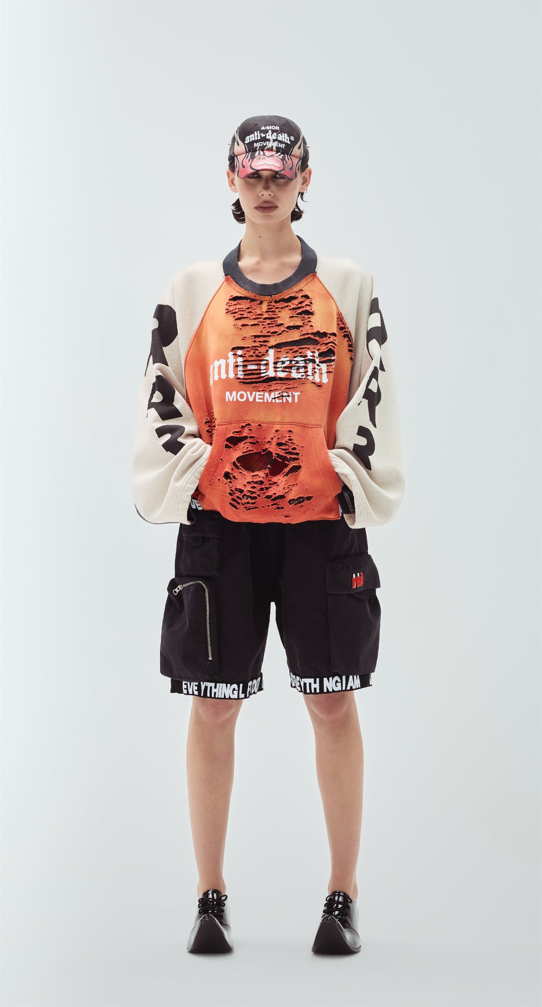 Amor Rose Crew Neck - Image 1