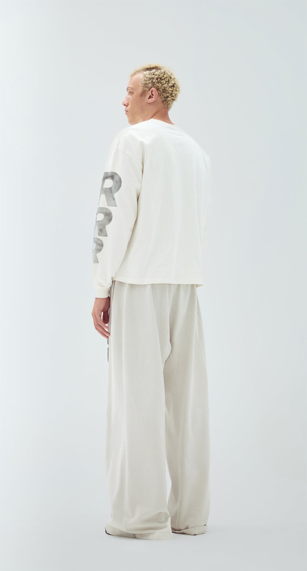 Roi Garden Long Sleeve - Image 2